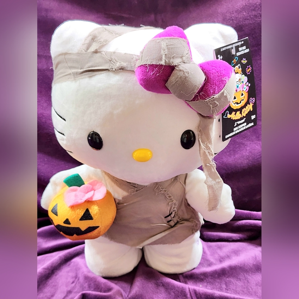 Hello Kitty Mummy Musical Door Greeter Side Stepper Sanrio